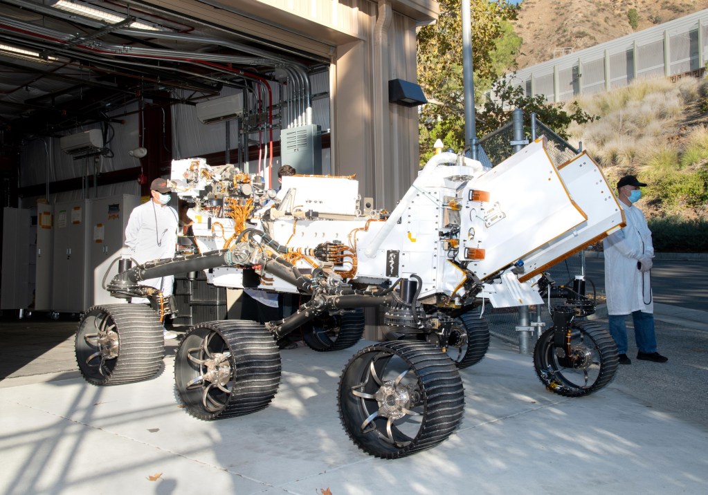 NASA's Lunar Rover Plan Faces $1 Billion Cost Estimate