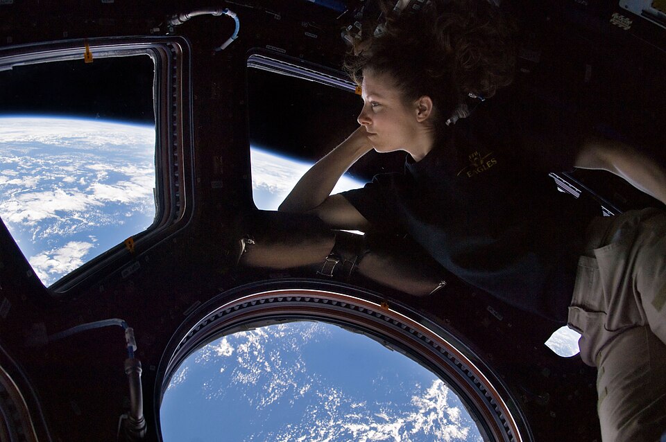 Space Travel May Accelerate Aging, New Study Suggests